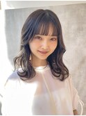 アッシュグレージュ ミディアムヘア