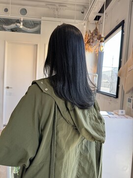 ロカ 表参道(loka) グレージュ/レイヤーロング[表参道/ブリーチ/ハイライト]Mai