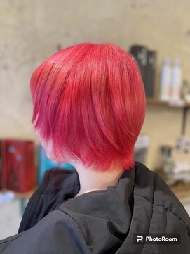 高円寺四百倍美容室 《ダブルカラー》ネオンピンク×ショート