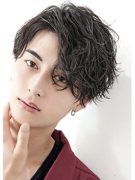 オーシャントーキョーウエスト 心斎橋 (OCEAN TOKYO WEST) 波巻きパーマツイストスパイラルパーマツーブロックウルフ