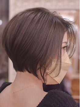 ダラ(DARA)の写真/【理想のシルエットを実現する☆ショートカットのご予約が殺到中！】乾かすだけで決まる似合わせカット♪
