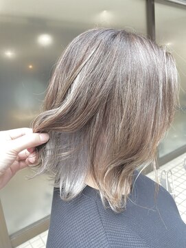 ヘアドクターベガ(hair Dr.VEGA) 外ハネボブ