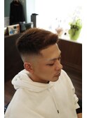 スキンフェードフェザーアップ