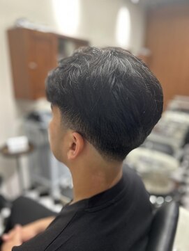 フランクス バーバー ウエストトウキョウ 吉祥寺店(FRANK’S BARBER WEST TOKYO) ローフェードY