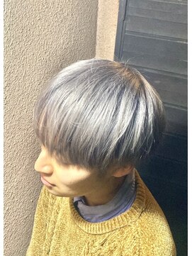 ナチュラル 南越谷店(Natural) メンズプラチナシルバーカラー