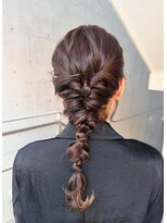 トエ(toe)&nbsp;お呼ばれアレンジ/結婚式ヘアアレンジ【toe松山】