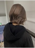 ミディアムボブ長め韓国外国人風顔周りレイヤーヘーゼルベージュ