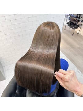 ベルダ 高槻(BELDAD) 髪質改善トリートメント縮毛矯正ハイライト白髪ぼかし高槻茨木