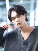 フェザーパーマ/ブルーブラック/刈り上げセンターパート[新宿]