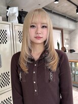 パーク(PAAQ) ダブルカラー&ブリーチ/レイヤーカット/ミルクティーブロンド