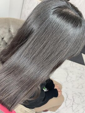 エスカーラ 表参道(THE ESCALA) 髪質改善トリートメントで最高の艶髪を【タビラマユミ】