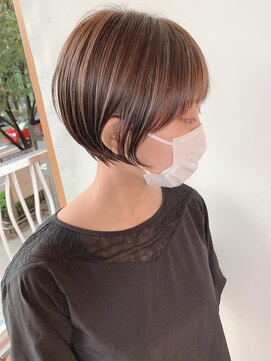 ステアケース 武蔵小杉店(stair:case) 大人丸み耳かけマッシュショートボブハイライトカラーベージュ