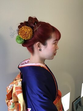 びようしつ あとりえ 成人式アップ