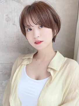 アンド ストーリーズ(&STORIES) 20代30代40代黒髪前下がりショートボブ丸みショート