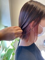 エニー(ennie')&nbsp;イヤリングカラーオレンジ◇切りっぱなしボブ【緑地公園/吹田】