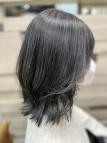 テテ(TETE) ハイライトで白髪ぼかし