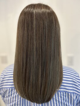 アイ(ai) アッシュ