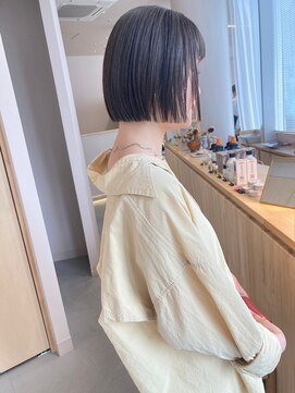 イノセントヘア(innocent.hair) 切りっぱなしボブアッシュカラー