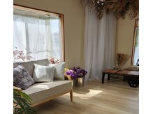ルーム(room)の雰囲気（レンタルフォトブースも併設！セルフ撮影やカメラマン撮影も可能）
