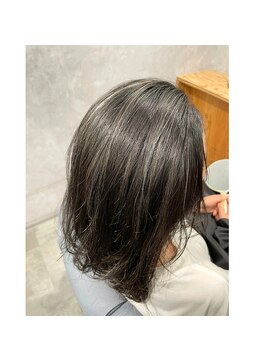 ザ シザーハンズ ナガノ(THE SCISSORS HANDS NAGANO) 白髪が気になっても諦めない！白髪を活かしたおしゃれカラー♪