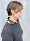 ショートカット大人かわいいショートマッシュショート白髪ぼかし