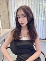 リリー(Lilley)&nbsp;ピンクブラウン×小顔レイヤー×韓国風巻き×髪質改善