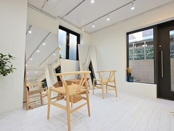 ウル 二子玉川(uru)の写真/在籍スタイリスト全員が二子玉川の有名店出身◎お悩みも気軽にご相談いただけるのでご新規様にもオススメ◎