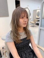 シダ(sida SAIIN) ミルクティーベージュ×レイヤーカット