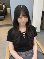 ルーチェ(Lu-che) ゆるっとくびれ巻きが可愛いレイヤーカット/ダークグレー