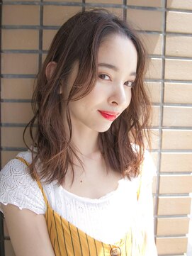 ルティア(Lutia) センターパート　ナチュラルベージュ