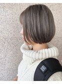 シルバーベージュ/くすみベージュ