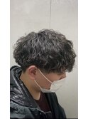 波巻きパーマ／刈り上げマッシュ