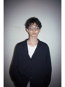 トゥ(TOE) feather short