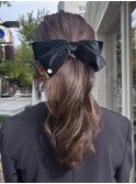 お呼ばれヘア大人かわいいポニーテールヘアアレンジ