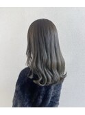 オリーブベージュ