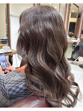 マサゴ アヴェダ(masago AVEDA) 品の良さを際立たせるブルネットハイライト