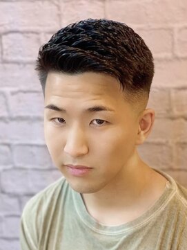 銀座マツナガ 新宿野村ビル店 フェードカットスタイル