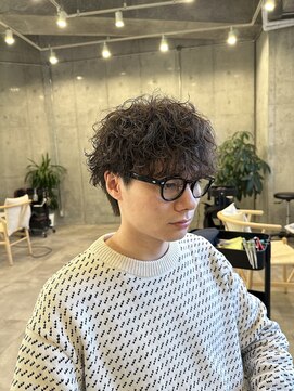 ウル 二子玉川(uru) 大人メンズパーマスパイラルマッシュ