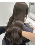 オリーブグレージュ