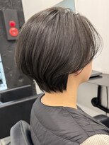 ココ 本八幡(KOKO)&nbsp;□ミルクティーブロンドダークブルーワンホンレイヤーショート