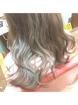 ビヨンドイー(beyond E) プラチナグレージュ