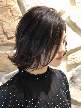 ヘアリゾートエーアイ 新宿西口店(hair resort Ai) カミディアムレイヤー【新宿 カット】