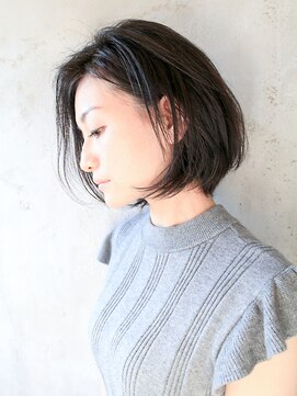 フィルドール(fild'or) 【ヘルシーボブ】美人顔セミウエットな質感で女性らしい横顔に