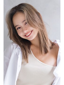 ロイジー(roijir) 表参道roijir　切りっぱなしボブ ×髪質改善トリートメント