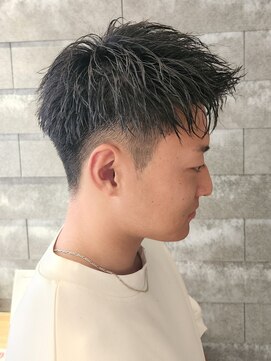 ニアウ 伊勢崎連取店(Niau) アップバング刈り上げショートソフトツイストスパイラルパーマ