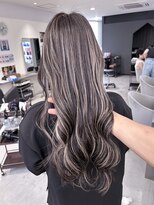 キング 梅田(K!ng)&nbsp;縮毛矯正髪質改善ハイライトレイヤーカット梅田美容室エクステ