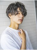 小久保styleフェザーパーマグレーブルーカラー刈り上げショート