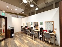 セブンカラーズ マルナカ益野店(SEVEN COLORS)の雰囲気（セルフブローをしていただくスペースです♪）