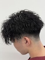 ビカムメンズヘアー 栄店(become men's hair)&nbsp;刈り上げフェード縦落ちツイストスパイラルセンターパート名古屋