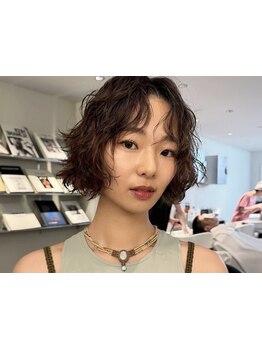 お悩みや理想のStyleを共有します!パーマ/レイヤーカットパーマ/顔周りパーマ/前髪パーマ/コテ巻き風パーマ